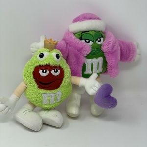Two Galerie M & M Plush Stuffed Toys Green & Red